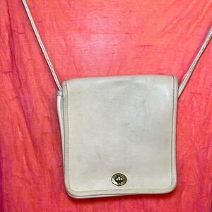 Coach Crossbody Bag 90s Leather Color Bone Ivory Cream